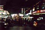 Paptong Rd. v noci